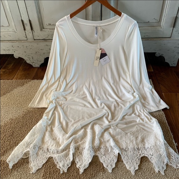 Last one! Lace Layering Top/Dress Extender - Picture 2 of 5